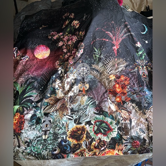 deep colors tapestry wild nature scene - Picture 1 of 1